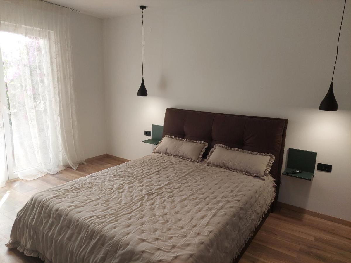 Apartmani Diana Biograd Na Moru Exteriör bild