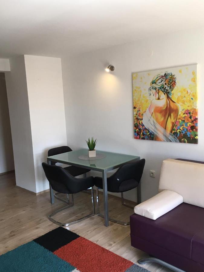 Apartmani Diana Biograd Na Moru Exteriör bild